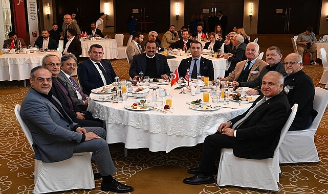 ANSİAD Ak Parti Başkan Adaylarını Ağırladı