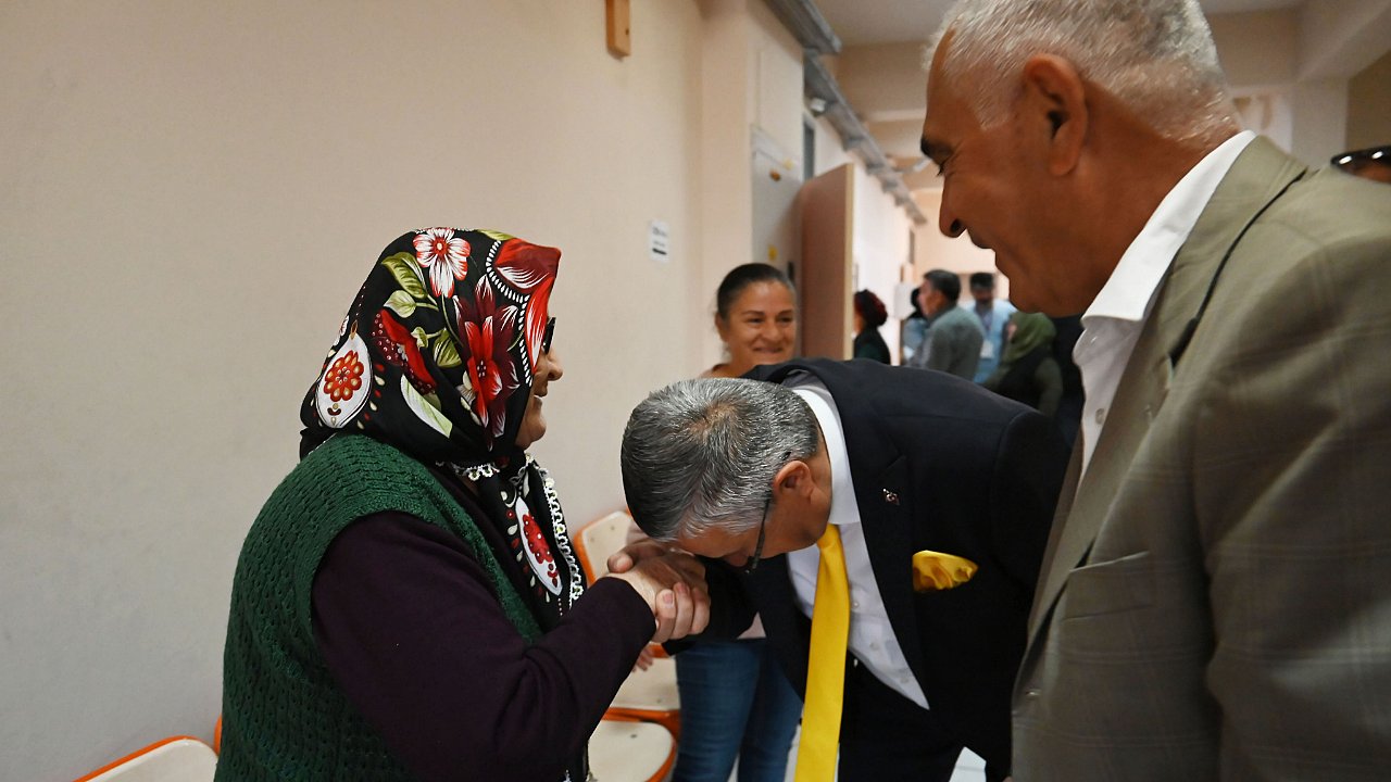 BAŞKAN TOPALOĞLU OYUNU KULLANDI