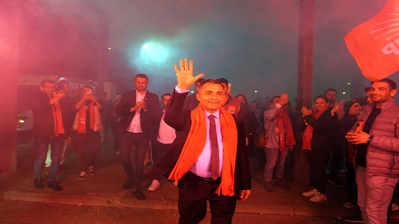 NİYAZİ NEFİ KARA COŞKUSU