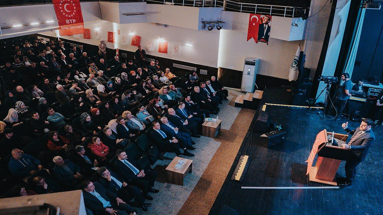 Para için yapmayacakları şey yok