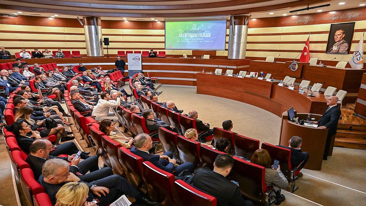 SİGORTA SEKTÖRÜ RİSKLERİ PAYLAŞIYOR