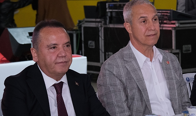 ÖZÇELİK ÜZÜNTÜLERİNİ İLETTİ