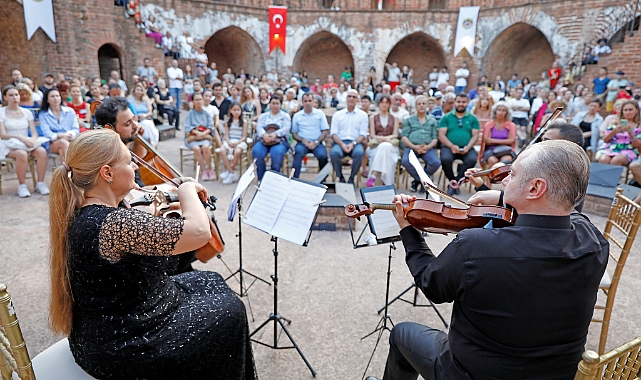 TARİHİ KIZILKULE’DE KLASİK MÜZİK