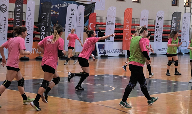 A MİLLİ KADIN HENTBOL TAKIMI ALANYA’DA