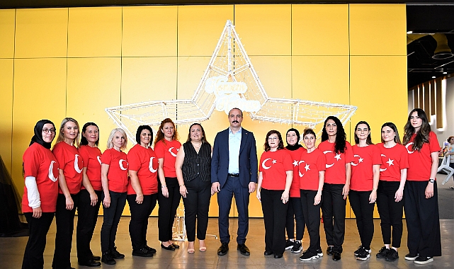 KONSEM’DE DEFİLELİ AÇILIŞ