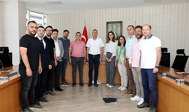 MAKÜ’DE YAPAY ZEKA VE KARİYER OKULU