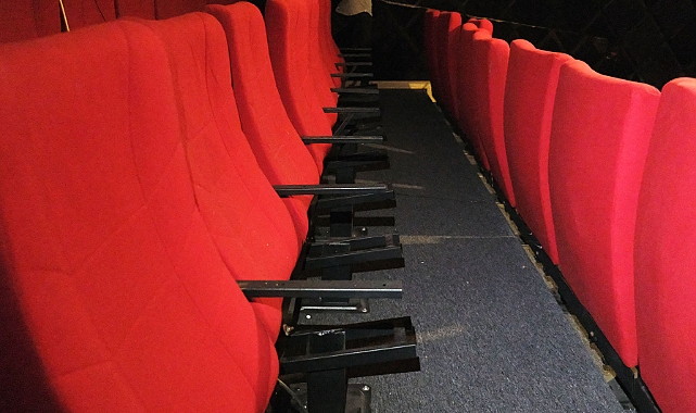 KOLTUKLAR DÖŞENİYOR