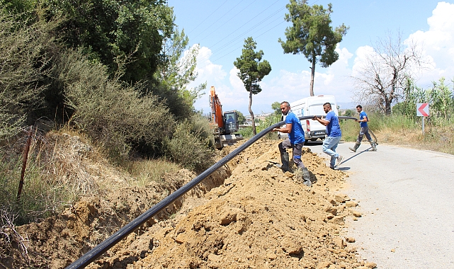 SU BORULARI YENİLENİYOR