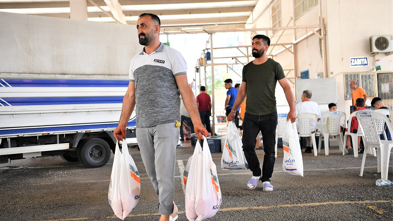 VATANDAŞ KURBAN HİZMETİNDEN MEMNUN