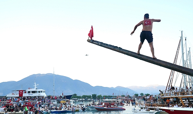 FİNİKE’DE 3 GÜNLÜK FESTİVAL COŞKUSU