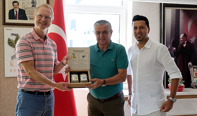 BAŞKAN TOPALOĞLU’NA ZİYARET