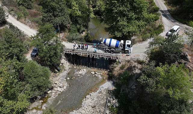 ALANYA BELEDİYESİ 64 YILLIK KÖPRÜYÜ YENİLİYOR