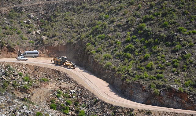 ALANYA DİM GRUP YOLUNDA ASFALT HAZIRLIĞI