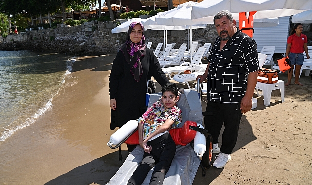 ÖZEL GEREKSİNİMLİ BİREYİ DENİZLE BULUŞTURDU