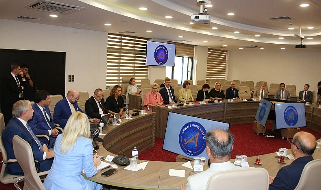 AKDENİZ ÜNİVERSİTESİ’NE İŞ BİRLİĞİ ZİYARETİ