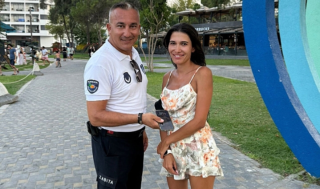 KAYBOLAN TELEFON SAHİBİNE TESLİM EDİLDİ