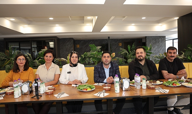 AKSU BELEDİYESİ, KONYA’DAN GELEN ÖĞRETMENLERİ AĞIRLADI