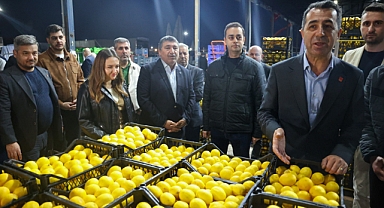  BAŞKAN VEKİLİ BÜŞRA ÖZDEMİR’DEN HAL ESNAFINA ZİYARET 