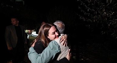 BAŞKAN VEKİLİ ÖZDEMİR’DEN ÖĞRETMENLER GÜNÜ’NDE ANLAMLI ZİYARET 