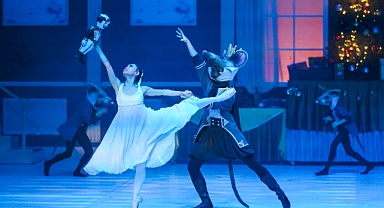 FINDIKKIRAN BÜYÜLÜ DÜNYASININ KAPILARINI AÇTI!