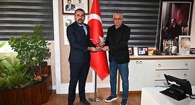 İYİ PARTİ’DEN BAŞKAN TOPALOĞLU’NA ZİYARET