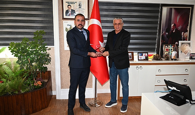 İYİ PARTİ’DEN BAŞKAN TOPALOĞLU’NA ZİYARET