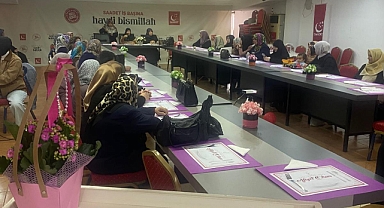 SAADET’TEN “EĞİTİME ADANMIŞ YÜREKLERLE” ÖĞRETMENLER GÜNÜ BULUŞMASI