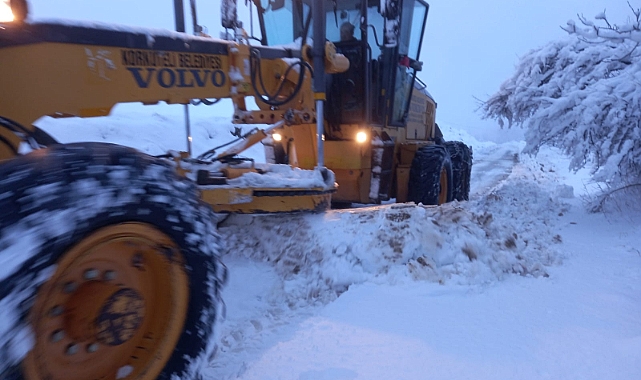 KORKUTELİ KARLA MÜCADELEDE HIZ KESMİYOR