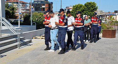 10 milyonluk dolandırıcılık operasyonuna 4 gözaltı