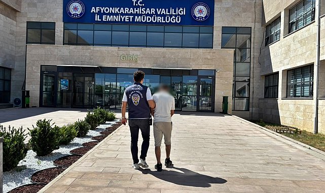 Aranan hükümlüler yakalandı