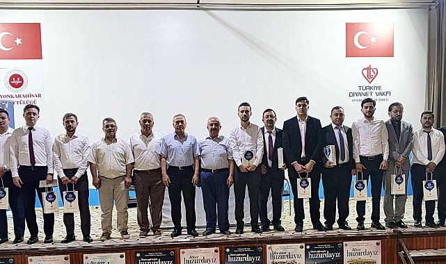 Din görevlileri ezan ve hutbe yarışmasında yarıştı