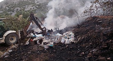 Döşemealtı'nda korkutan orman yangını