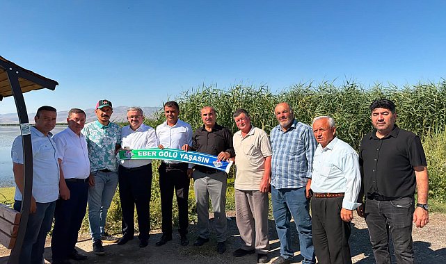 Eber Gölü'ne arıtma tesisi ve gözlem evi talebi