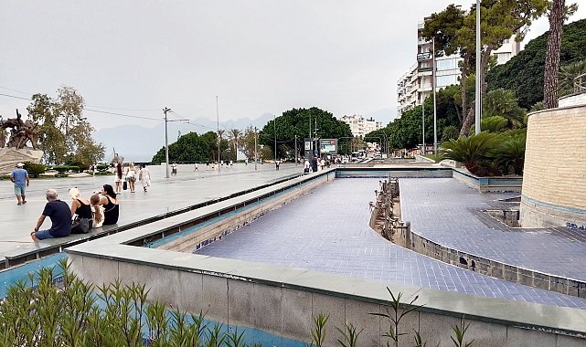Işıklı havuz bu yaz da çalışmıyor