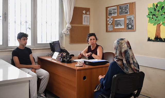 Konyaaltı Belediyesi'nden öğrencilere LGS desteği
