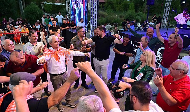 Korkuteli Varsak Yaylası'nda vişne şenliği