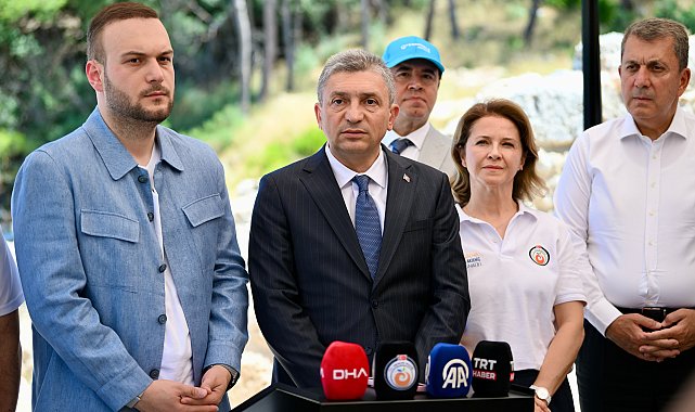 Vali Şahin: Plastik kirliliği Akdeniz kıyıları açısından ciddi bir tehdit